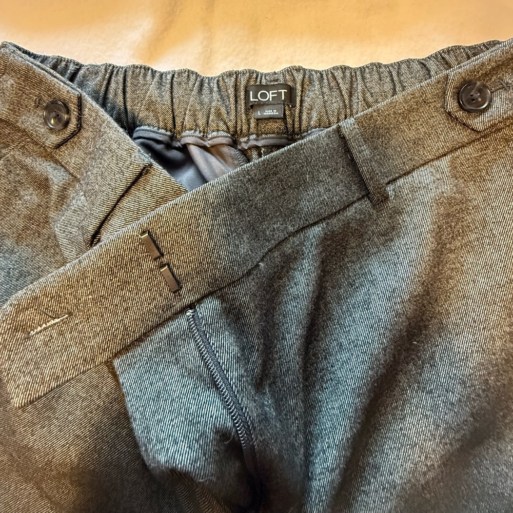 LOFT Women's Gray Trousers - Picture 2 of 5